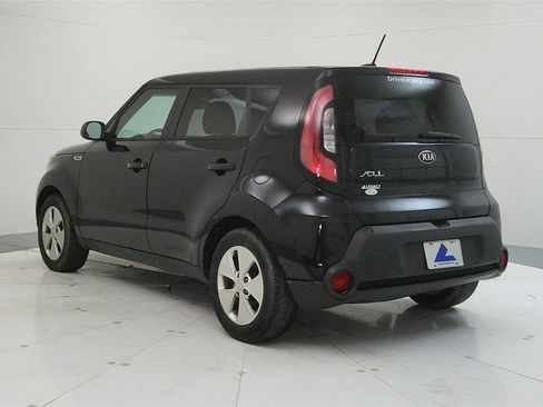 Used 2015 Kia Soul image 6
