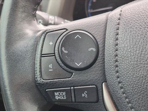 Used 2017 Toyota RAV4 XLE w/ Carpet Mat Package AWD/4WD image 14