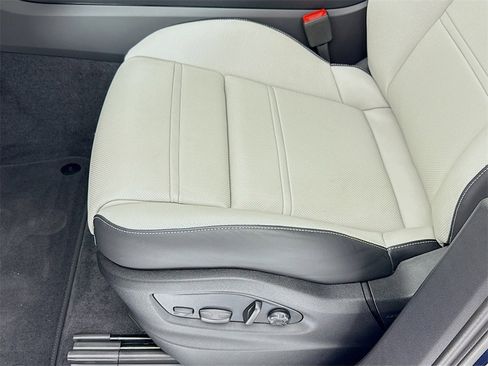 New 2026 Porsche Cayenne E-Hybrid Coupe image 13