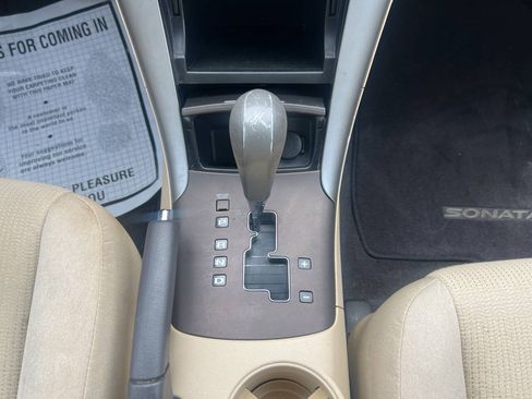 Used 2009 Hyundai Sonata GLS FWD image 16