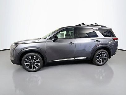New 2026 Nissan Pathfinder Platinum w/ Accent Package