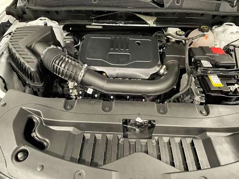 Used 2025 Chevrolet Blazer LT image 38