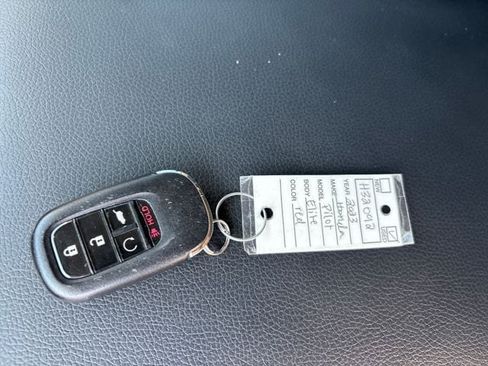 Certified 2023 Honda Pilot Elite image 17