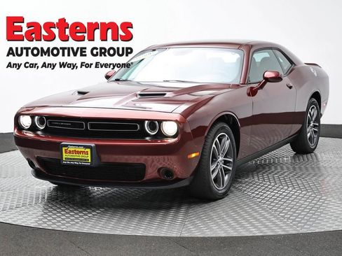 Used 2019 Dodge Challenger SXT AWD/4WD image 1