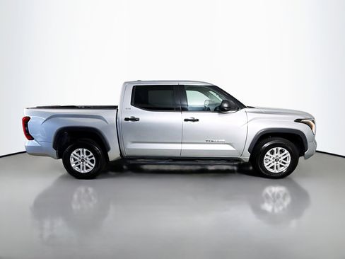Used 2022 Toyota Tundra SR5 RWD image 11