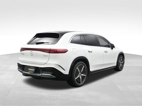 Used 2023 Mercedes-Benz EQS 580 4MATIC SUV image 6