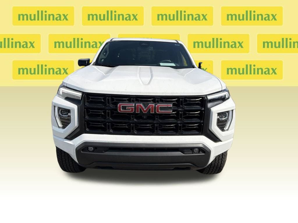 Used 2025 GMC Canyon Elevation w/ Convenience Package RWD image 2