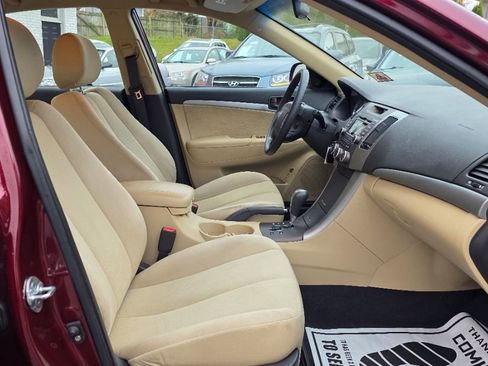 Used 2010 Hyundai Sonata GLS image 10