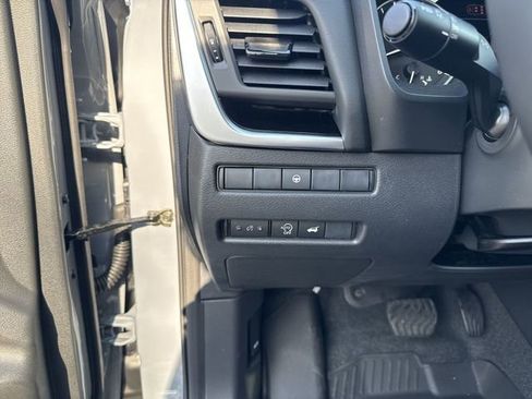 New 2026 Nissan Rogue SV image 24