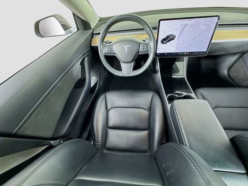 Used 2018 Tesla Model 3 Long Range RWD image 13