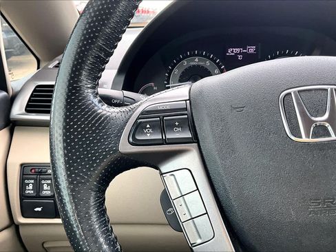 Used 2014 Honda Odyssey EX-L image 24
