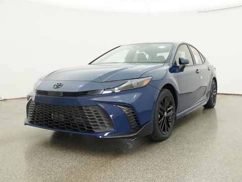 New 2026 Toyota Camry SE FWD image 34
