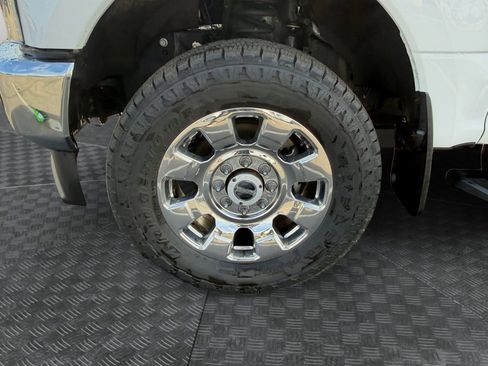 Used 2022 Ford F350 XLT w/ XLT Value Package image 14