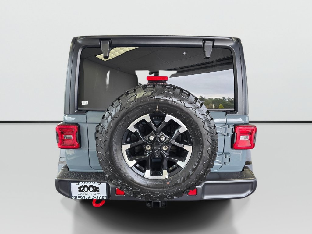 Used 2025 Jeep Wrangler Unlimited Rubicon AWD/4WD image 4