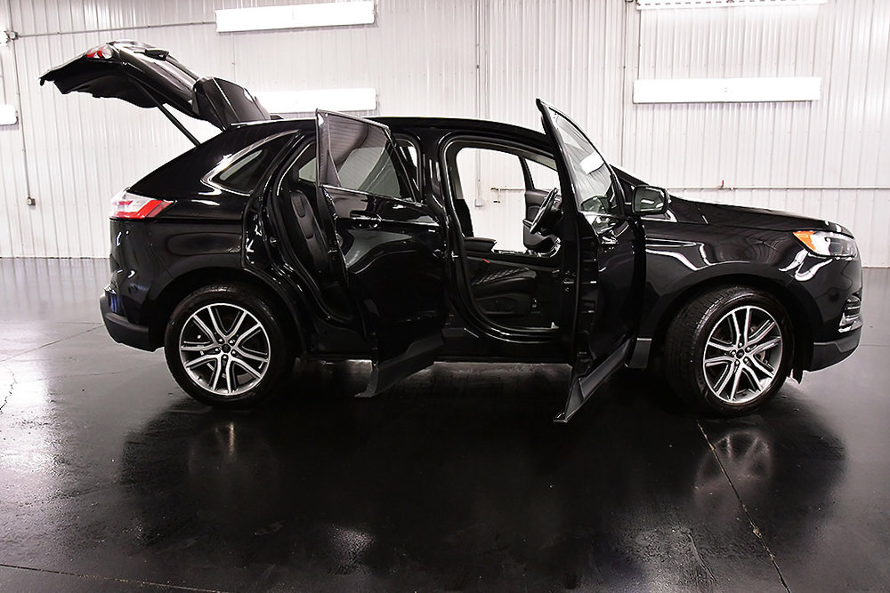 Used 2024 Ford Edge Titanium AWD/4WD image 31