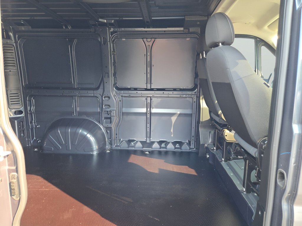 Used 2026 RAM ProMaster 1500 w/ Convenience Group FWD image 13