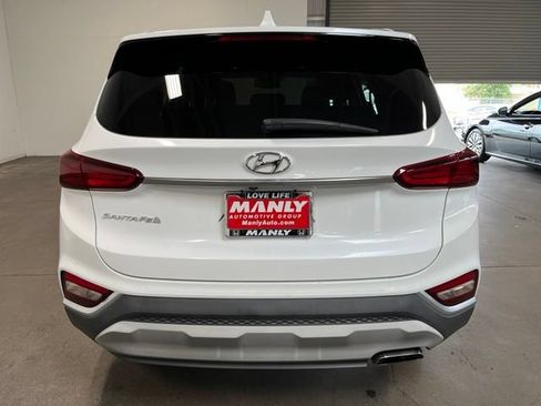 Used 2019 Hyundai Santa Fe SEL FWD image 4
