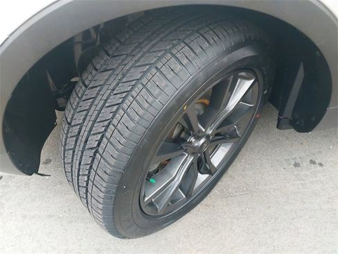 Certified 2019 Ford Explorer XLT w/ Equipment Group 202A image 31