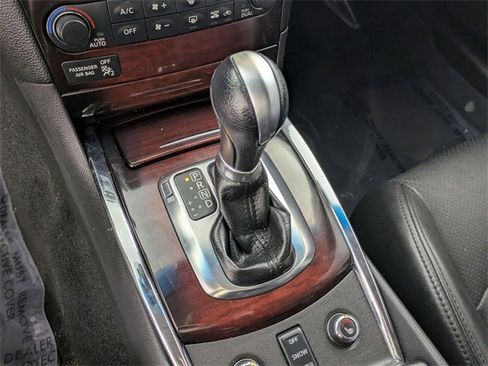 Used 2013 INFINITI G37 x image 17