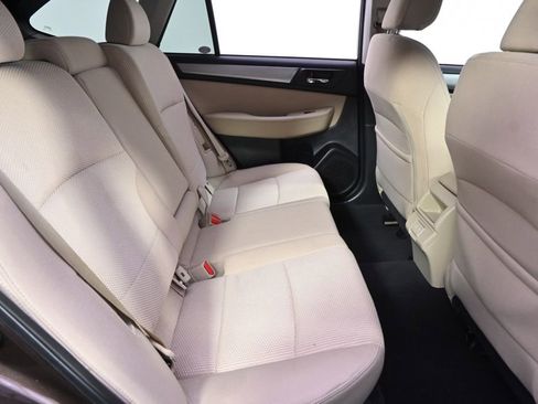 Used 2019 Subaru Outback 2.5i Premium AWD/4WD image 18