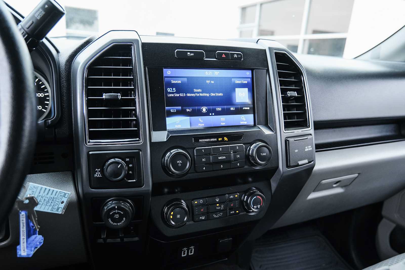 Used 2020 Ford F150 XLT w/ Equipment Group 302A Luxury AWD/4WD image 34