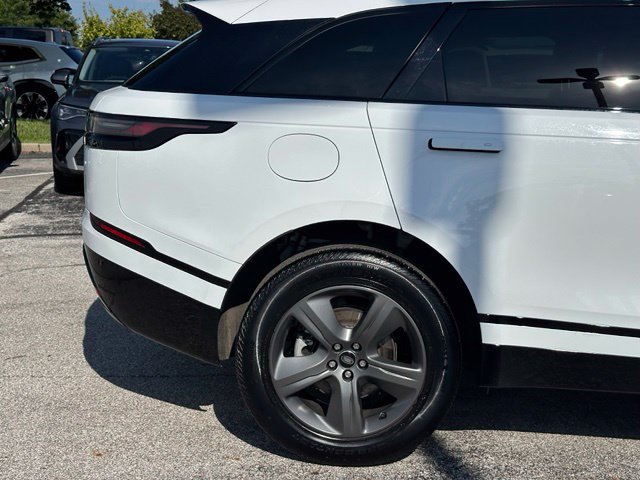 Used 2025 Land Rover Range Rover Velar Dynamic SE AWD/4WD image 9