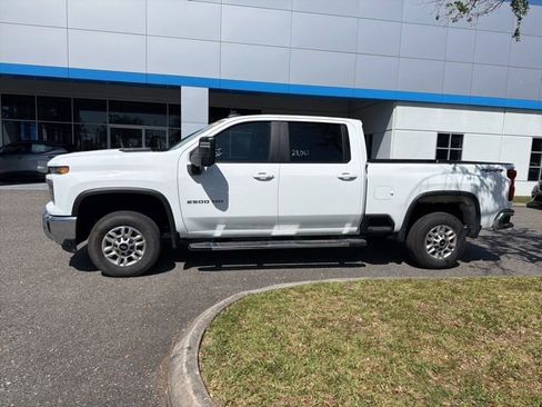 Certified 2025 Chevrolet Silverado 2500 LT w/ Convenience Package AWD/4WD image 3