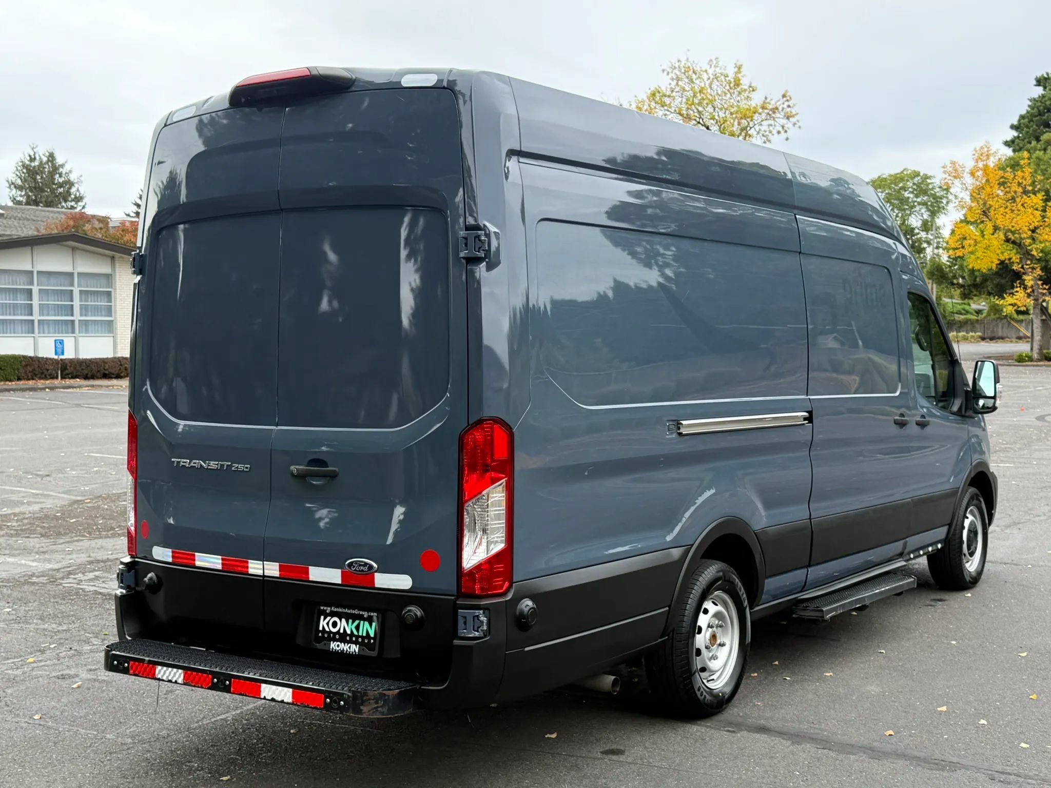 Used 2020 Ford Transit 250 148 High Roof Extended RWD image 6
