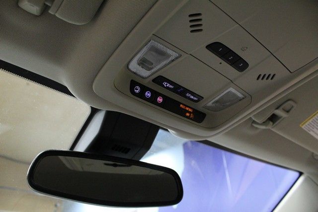 Certified 2020 GMC Terrain Denali w/ Denali Premium Package FWD image 30