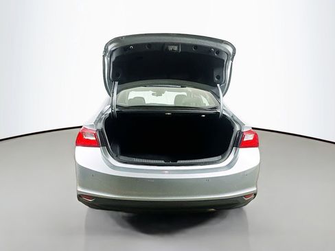 Used 2024 Chevrolet Malibu LT image 35