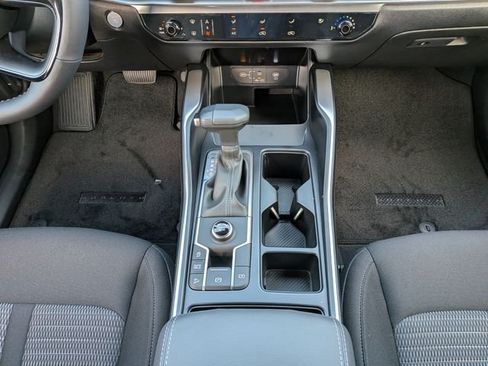 New 2026 Kia Sorento LX FWD image 21