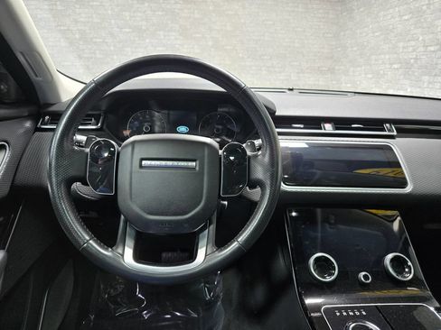 Used 2019 Land Rover Range Rover Velar S AWD/4WD image 17