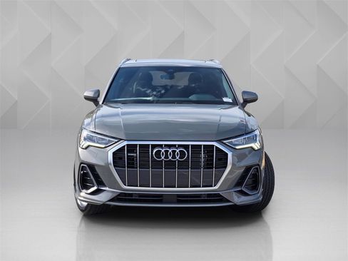 New 2025 Audi Q3 2.0T Premium image 2