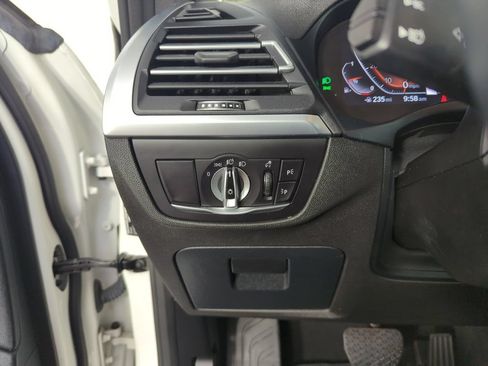 Used 2024 BMW X3 sDrive30i RWD image 19