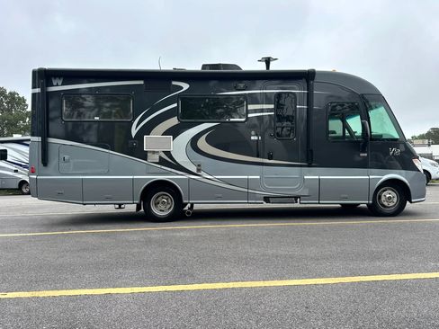 Used 2013 Mercedes-Benz Sprinter 3500 image 2