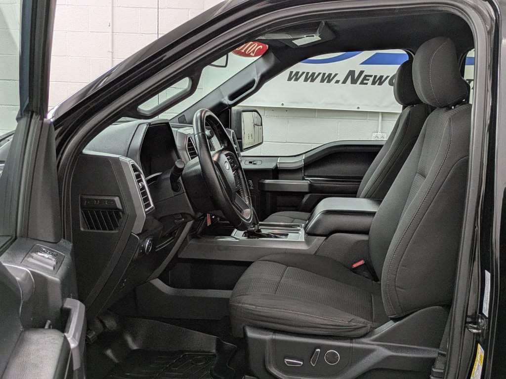 Used 2016 Ford F150 XLT w/ Equipment Group 302A Luxury AWD/4WD image 4