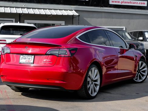 Used 2019 Tesla Model 3 Performance image 11