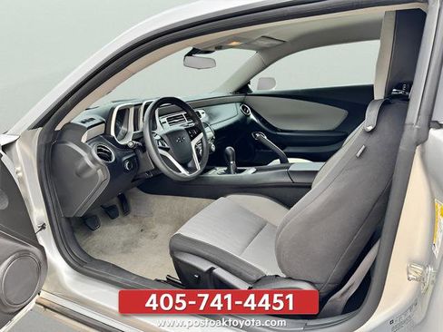 Used 2015 Chevrolet Camaro LS RWD image 34