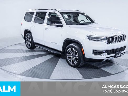 Used 2024 Jeep Wagoneer Series II w/ Flexible Seating Group image 14