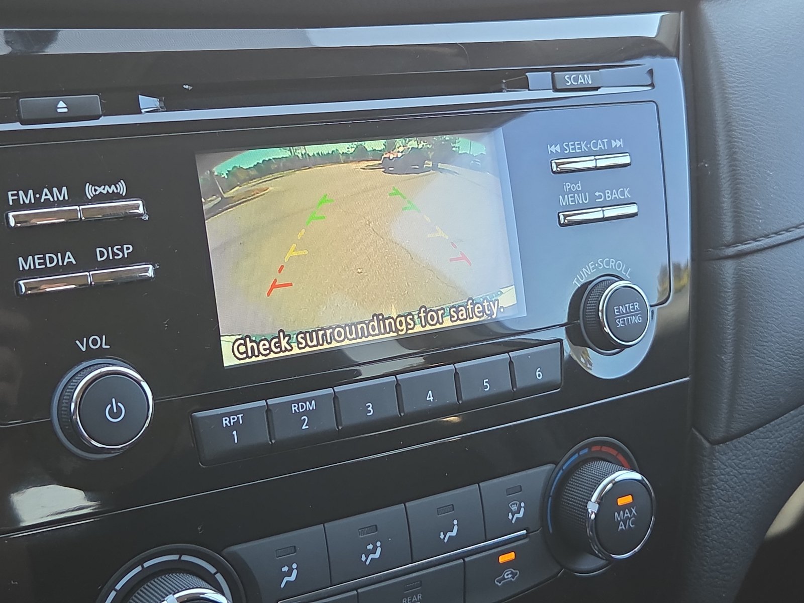 Used 2017 Nissan Rogue S w/ Appearance Package FWD image 16