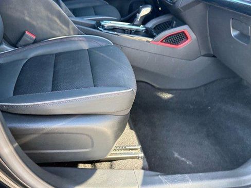 Used 2023 Chevrolet TrailBlazer RS w/ Convenience Package image 13