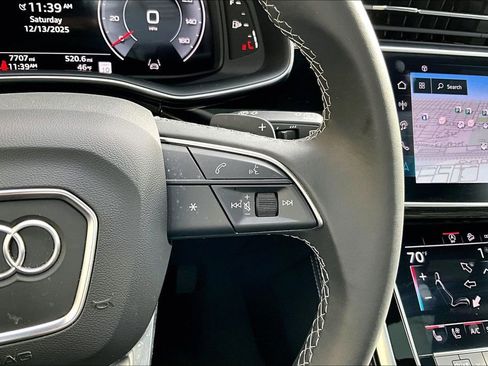 Used 2025 Audi Q7 2.0T Premium Plus image 12
