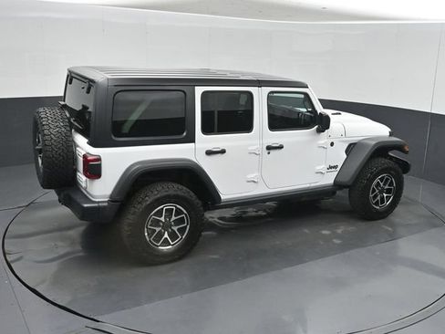 Used 2026 Jeep Wrangler Unlimited Rubicon AWD/4WD image 38