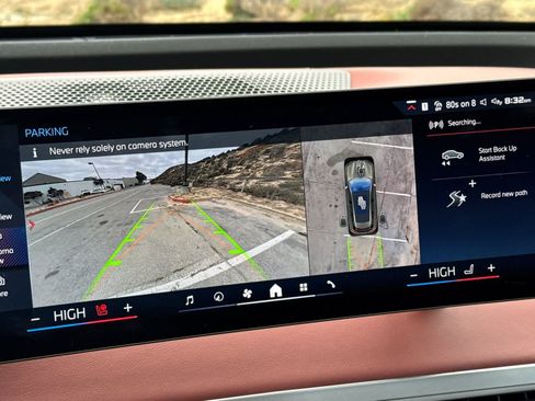 Used 2025 BMW iX M60 image 23