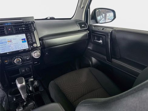 Used 2023 Toyota 4Runner TRD Off-Road AWD/4WD image 23