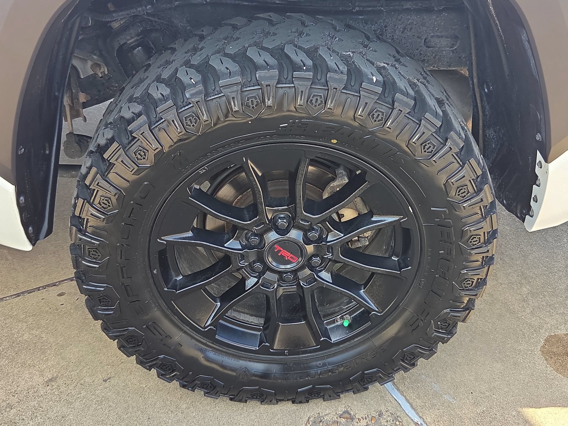 Used 2023 Toyota Tundra SR5 AWD/4WD image 16