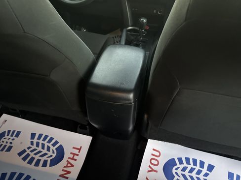 Used 2017 Toyota RAV4 LE image 17