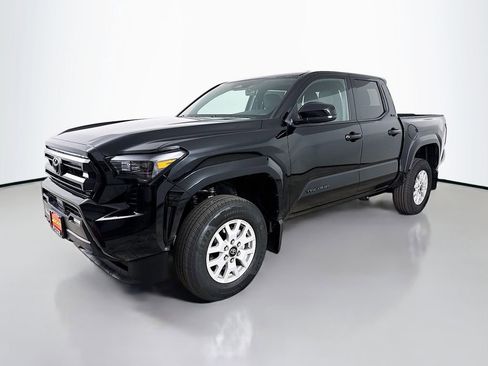 New 2026 Toyota Tacoma SR5 AWD/4WD image 3