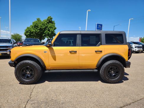 Used 2022 Ford Bronco Wildtrak AWD/4WD image 2
