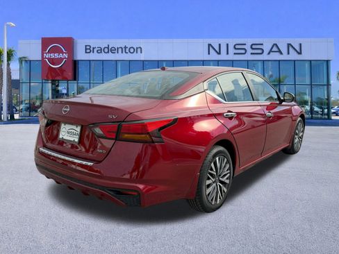 Certified 2023 Nissan Altima 2.5 SV image 5